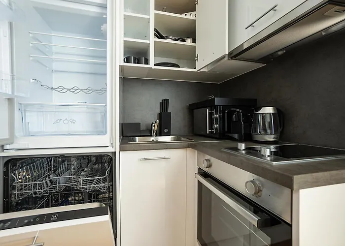 Apartment Bright In The Center With A Balcony Wien